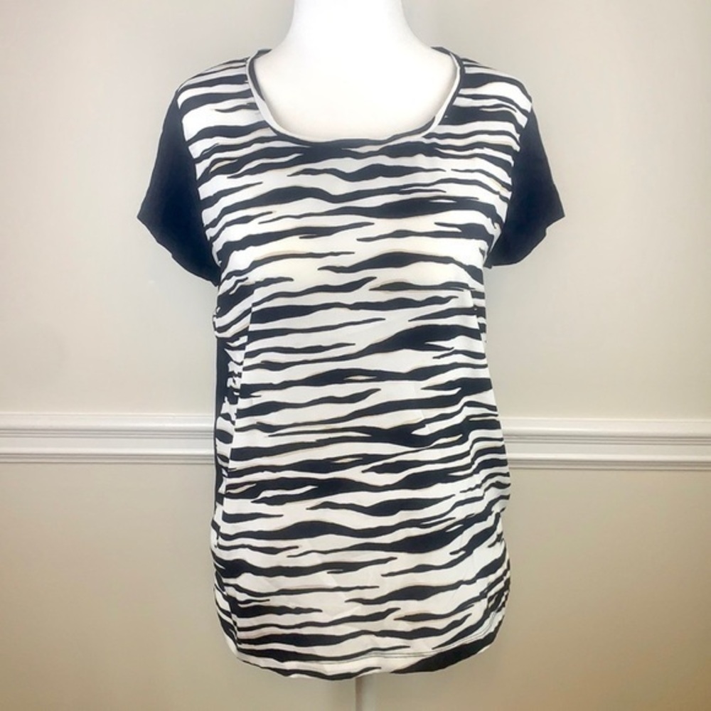 ANN TAYLOR Zebra Print Short Sleeve Navy Blouse MP